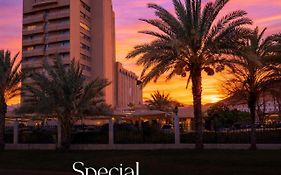 Al Falaj Hotel